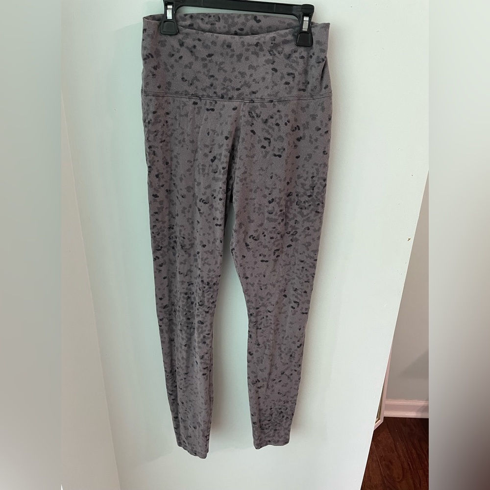 Grey leggings